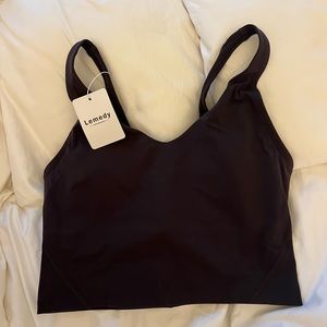 Cropped Black Workout Tank Size Small - NWT